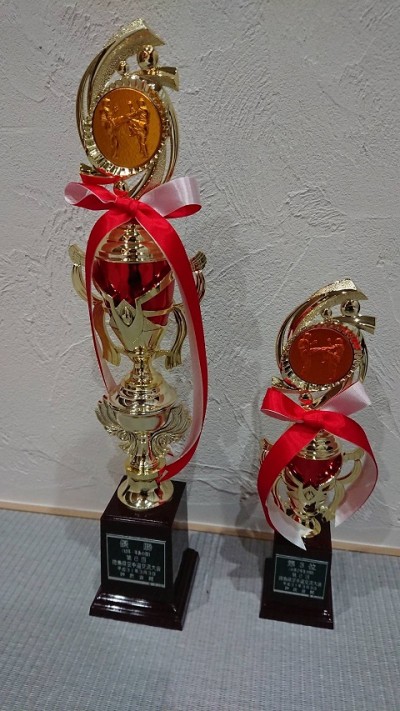 空手の大会、結果は息子３位、娘優勝！