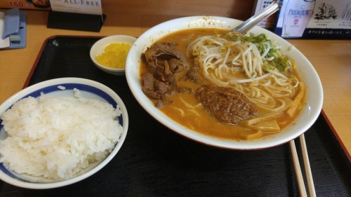 奥屋のラーメン坦々麺