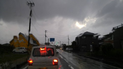 仕事帰りにまた雨～