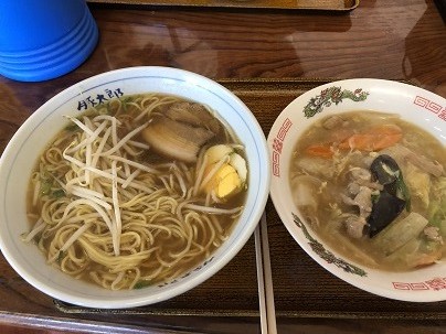 昼ごはんのラーメン