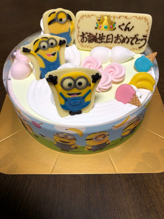 誕生日ケーキ